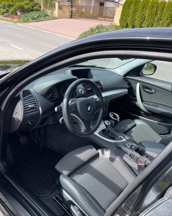 BMW Seria 1 cena 28500 przebieg: 158000, rok produkcji 2011 z Kraków małe 154